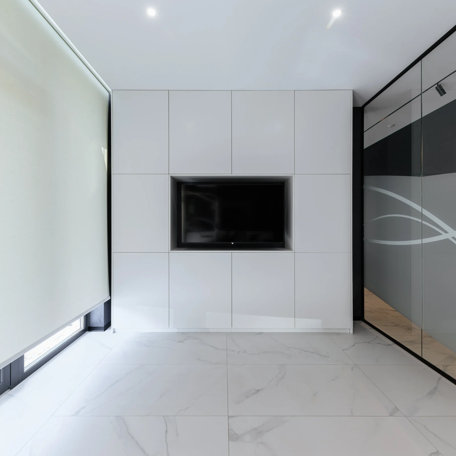 Dental treatment room — INTENSE dental clinic, Uzhhorod, view 6